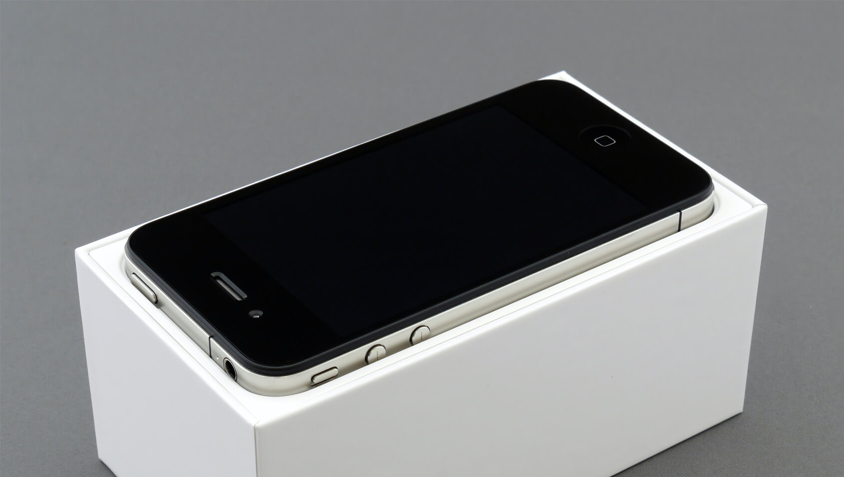 TELEFONI